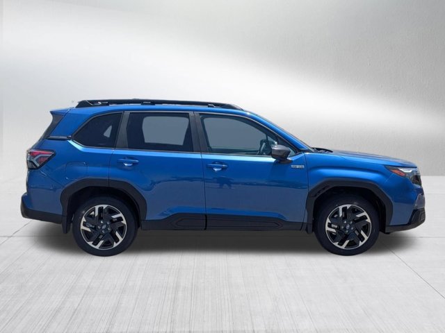 New 2026 DAYBREAK BLUE PEARL Subaru Premium Hybrid image 7