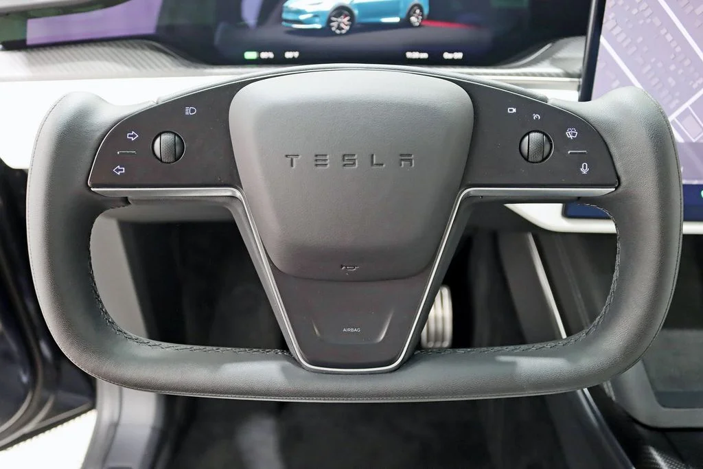 Used 2024 Black Tesla Plaid image 14