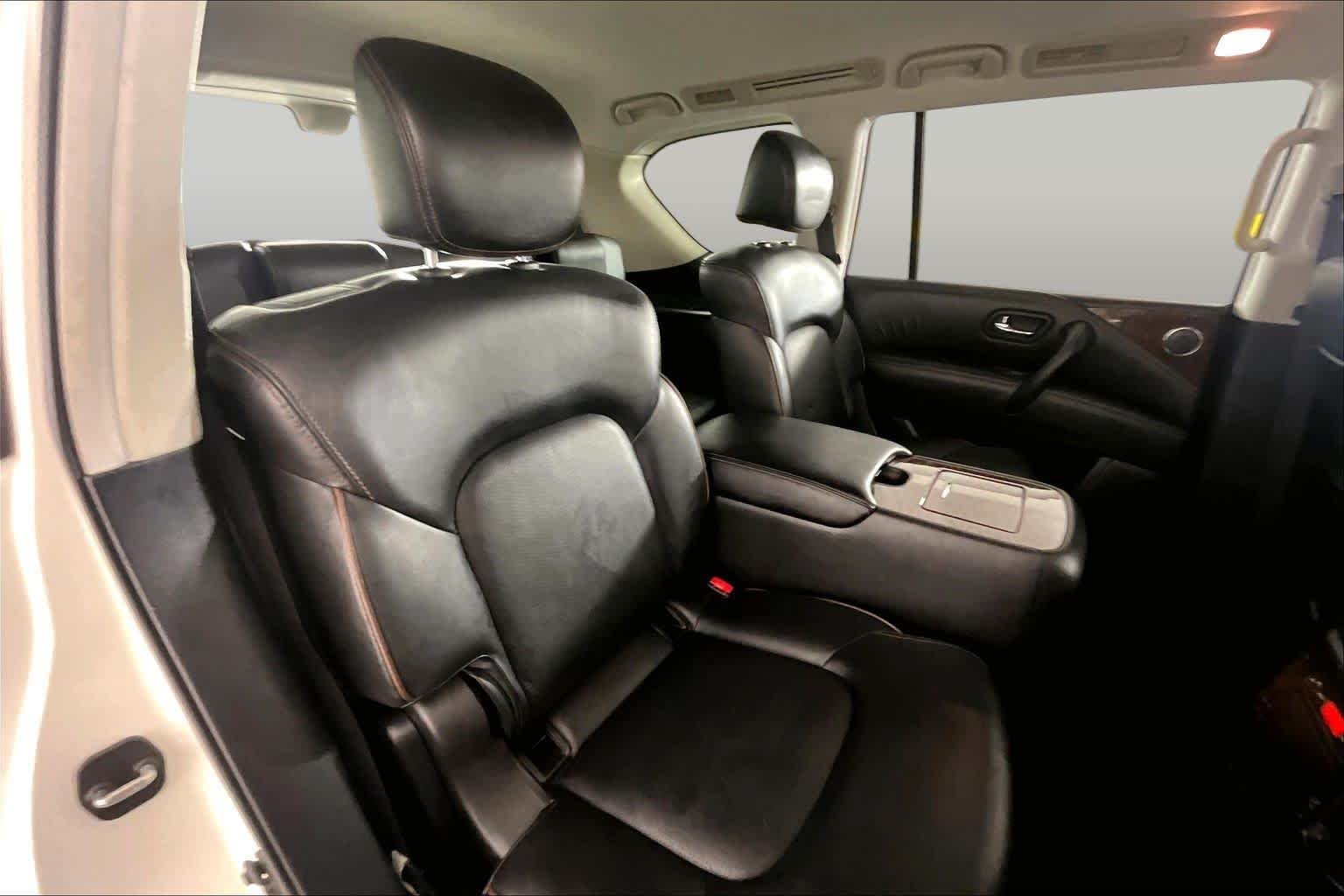 Used 2020 Pearl White Tricoat Nissan Platinum image 19