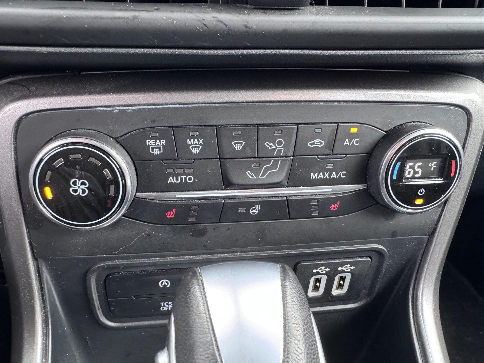 Used 2021 Lightning Blue Ford SES image 17
