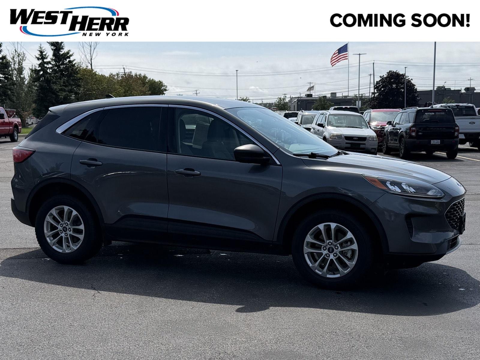 Used 2022 Carbonized Gray Ford SE image 1