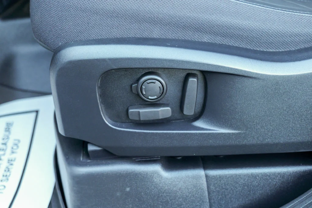 Used 2023 Gray Land Rover X image 20