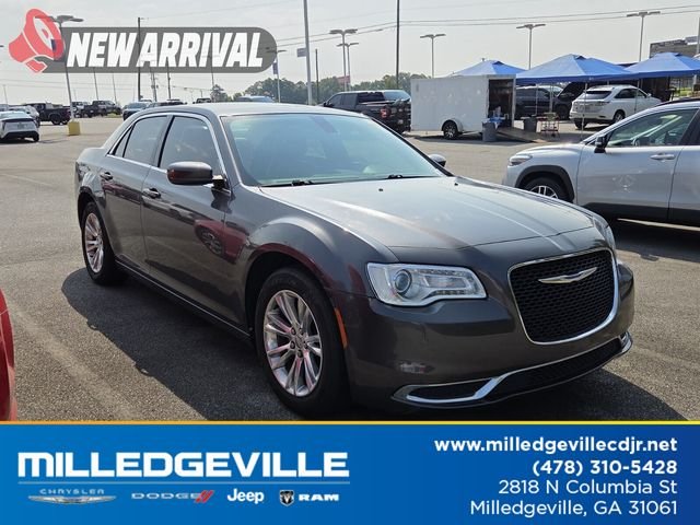 2019 Chrysler 300 Touring