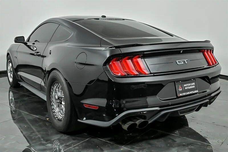 Used 2019 Shadow Black Ford GT image 7