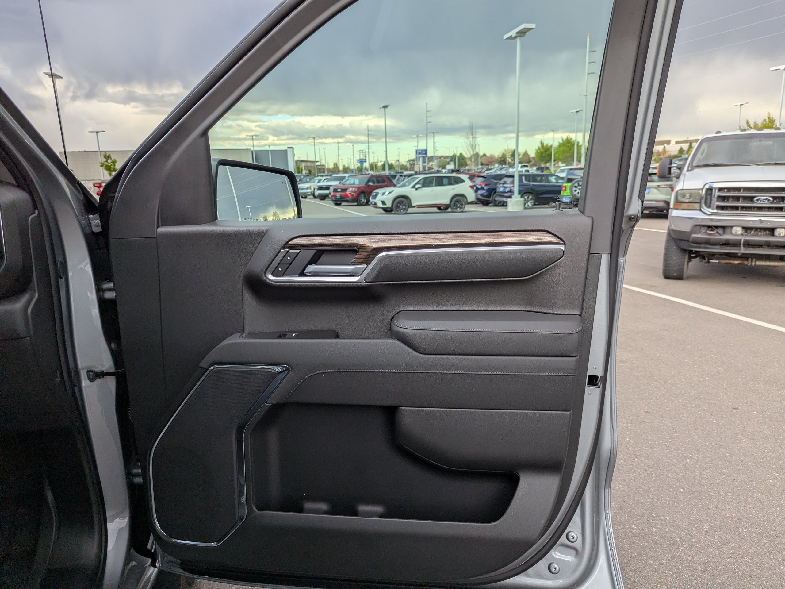 2026 Chevrolet Silverado 1500 LT - Photo 40