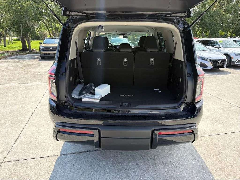 2026 Nissan Armada SV - Photo 30
