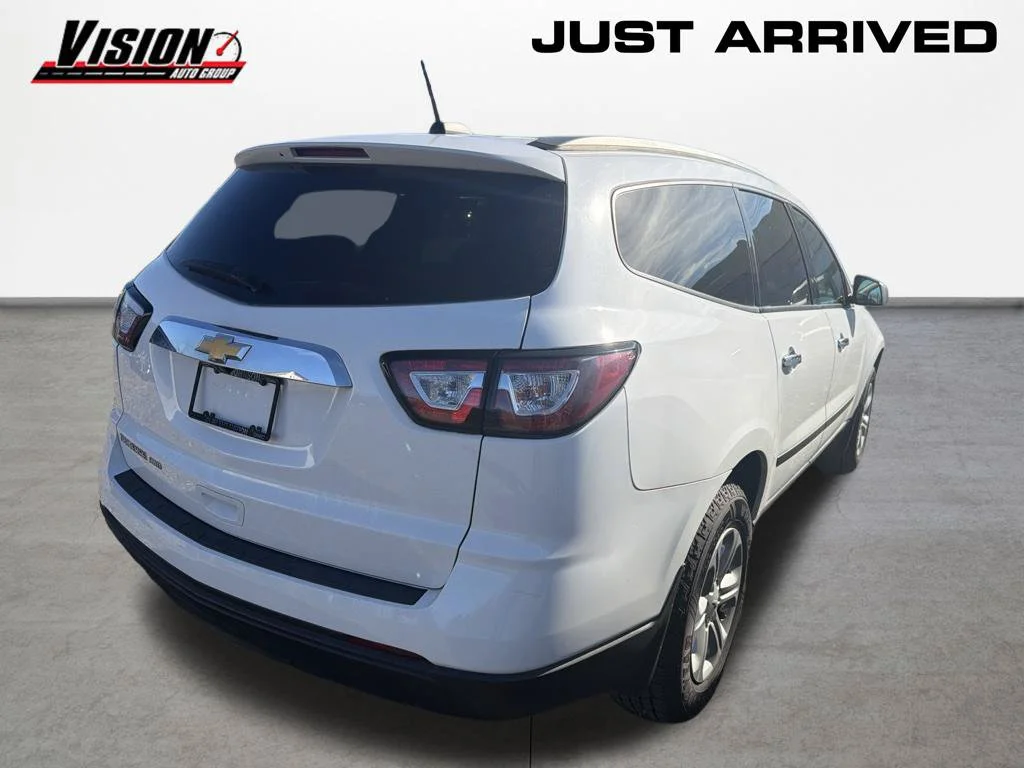 Used 2017 White Chevrolet LS image 4