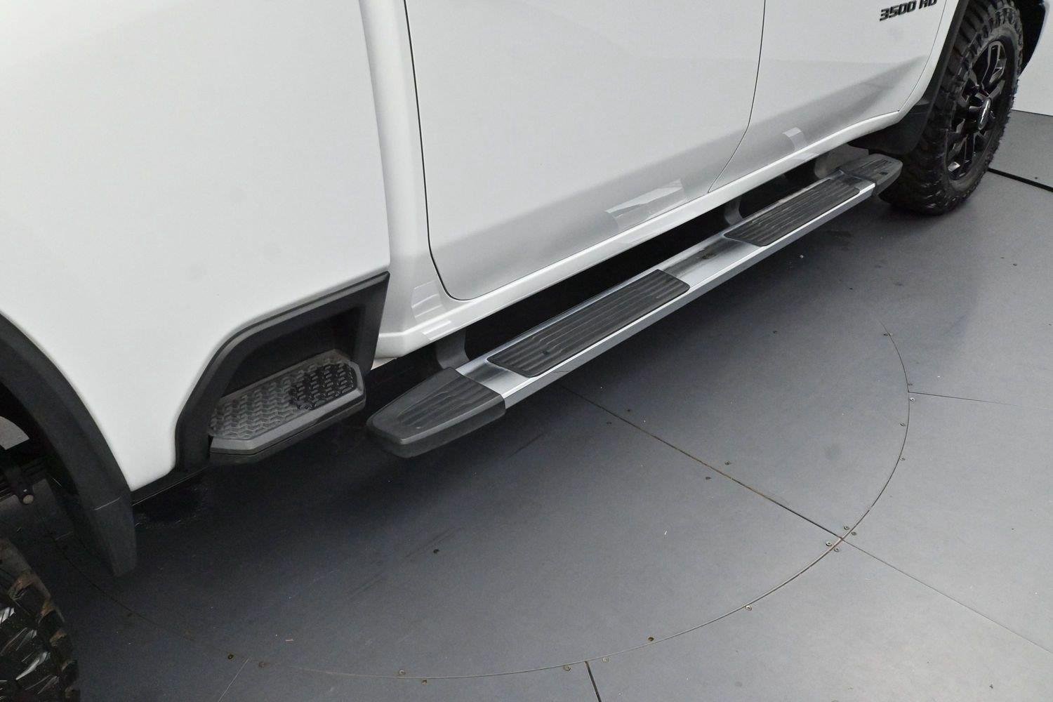 Used 2026 Summit White Chevrolet LTZ image 9
