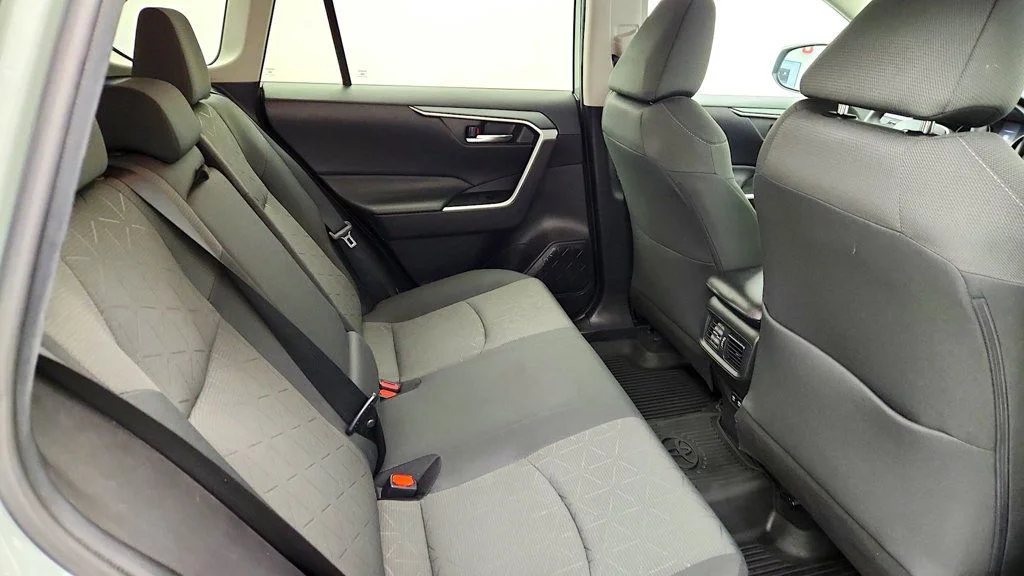 Used 2021 Lunar Rock Toyota Hybrid XLE AWD w/ Weather Package image 22