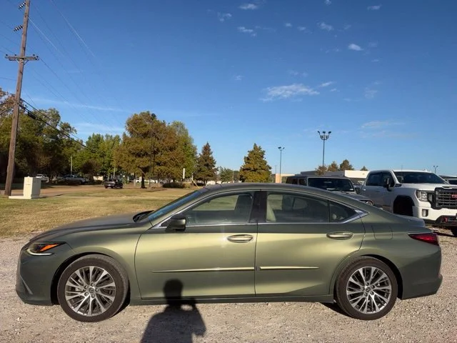 Used 2019 Green Lexus 350 Luxury image 8