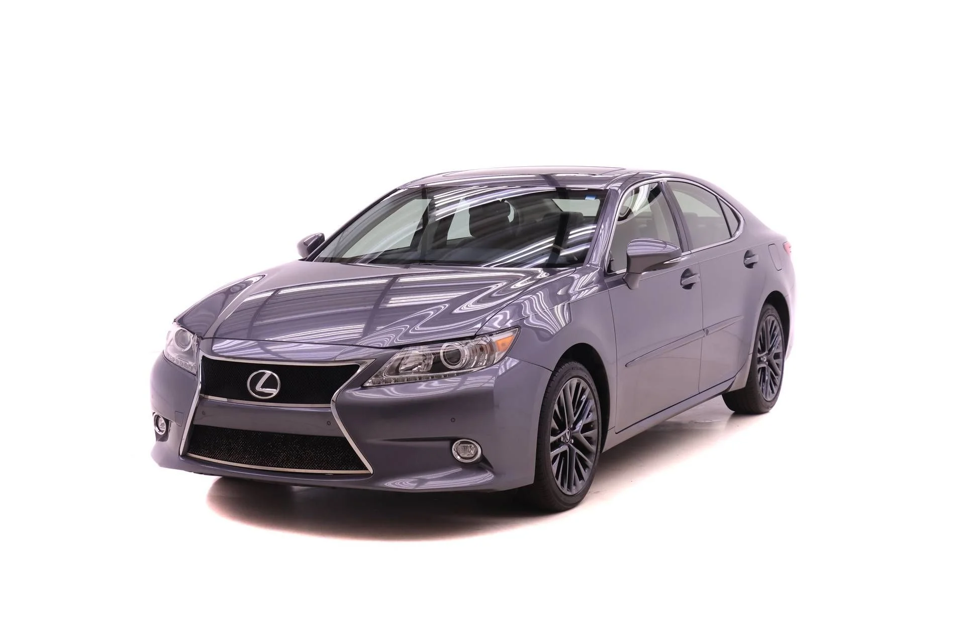 Used 2015 Gray Lexus 350 image 1