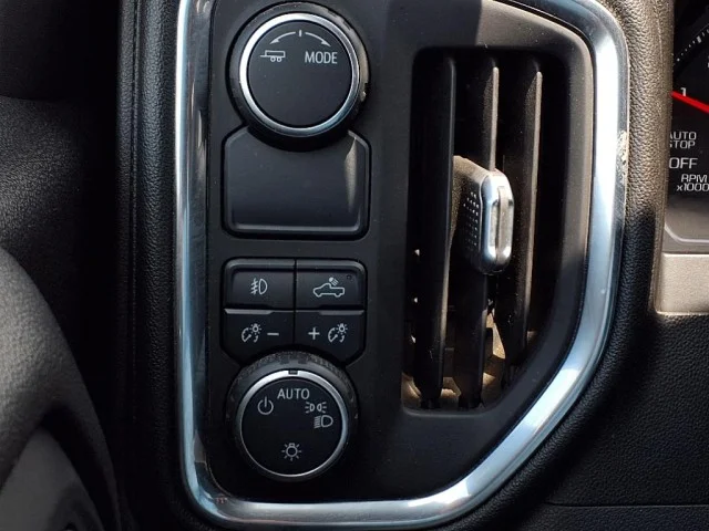 2021 Chevrolet Silverado 1500 RST - Photo 17