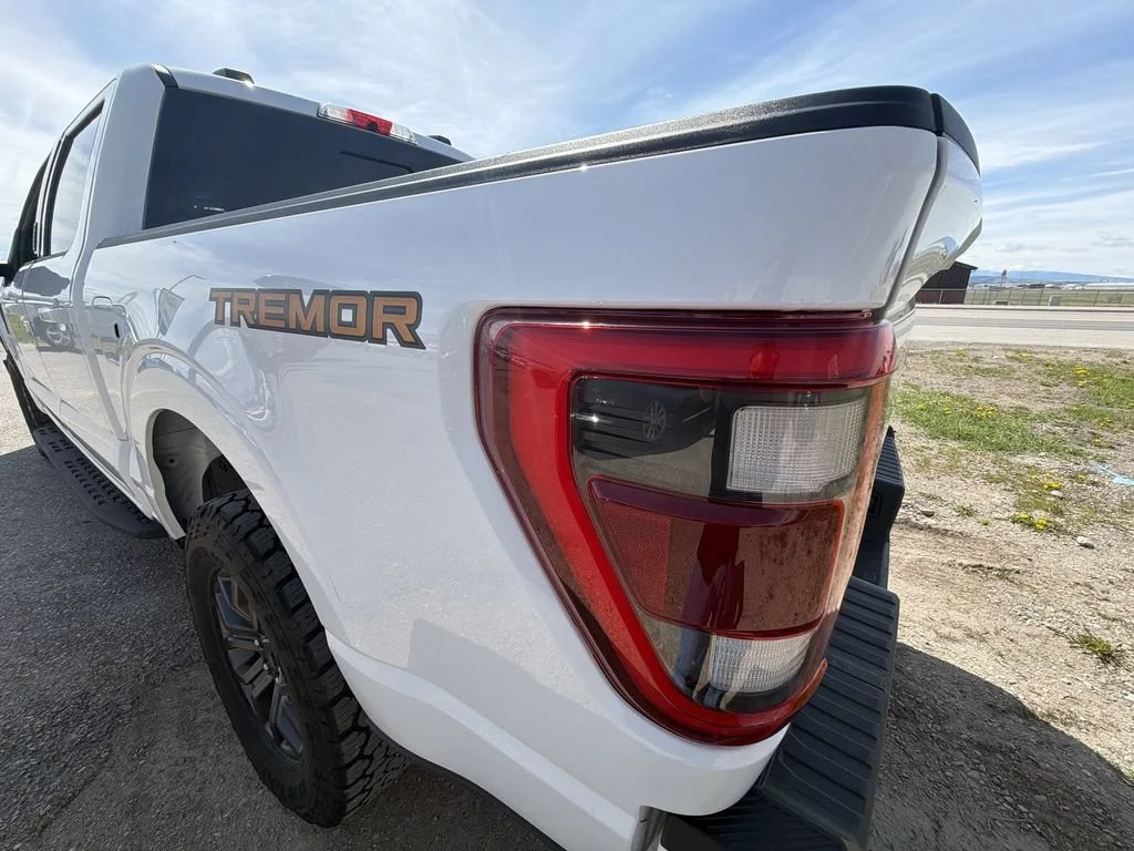 Used 2022 Oxford White Ford XL image 21