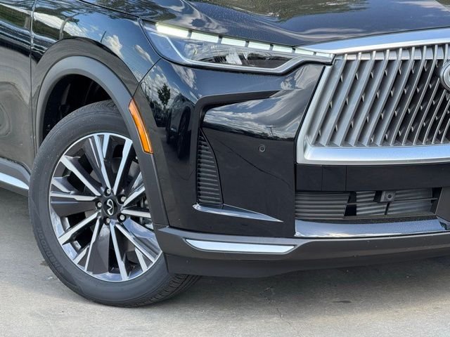 New 2026 MINERAL BLACK INFINITI Luxe FWD image 10