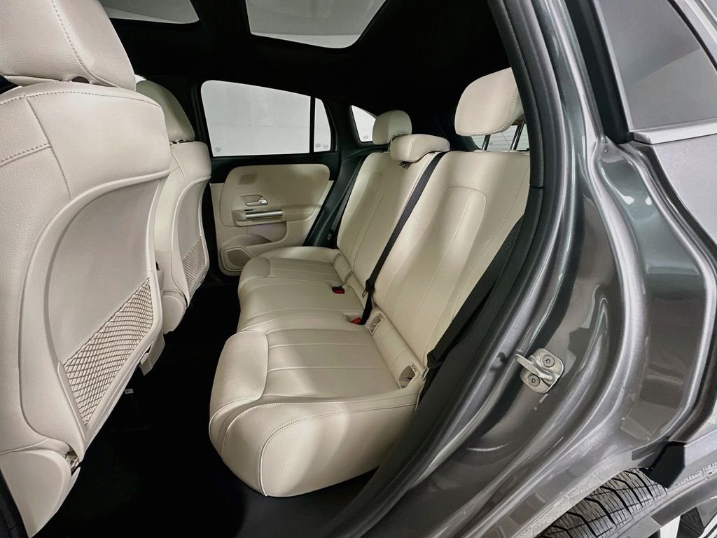 Used 2026 Gray Mercedes-Benz GLA 250 image 24