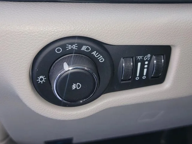 Certified Used 2024 Blue Chrysler Touring L image 28