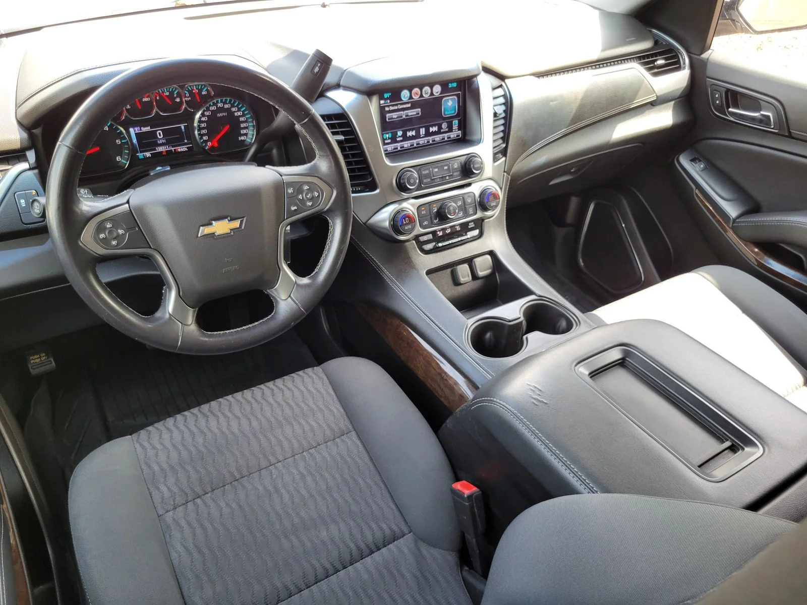 Used 2019 Summit White Chevrolet LS image 26