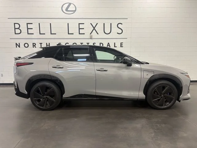 New 2026 Black Lexus 550e F SPORT image 3