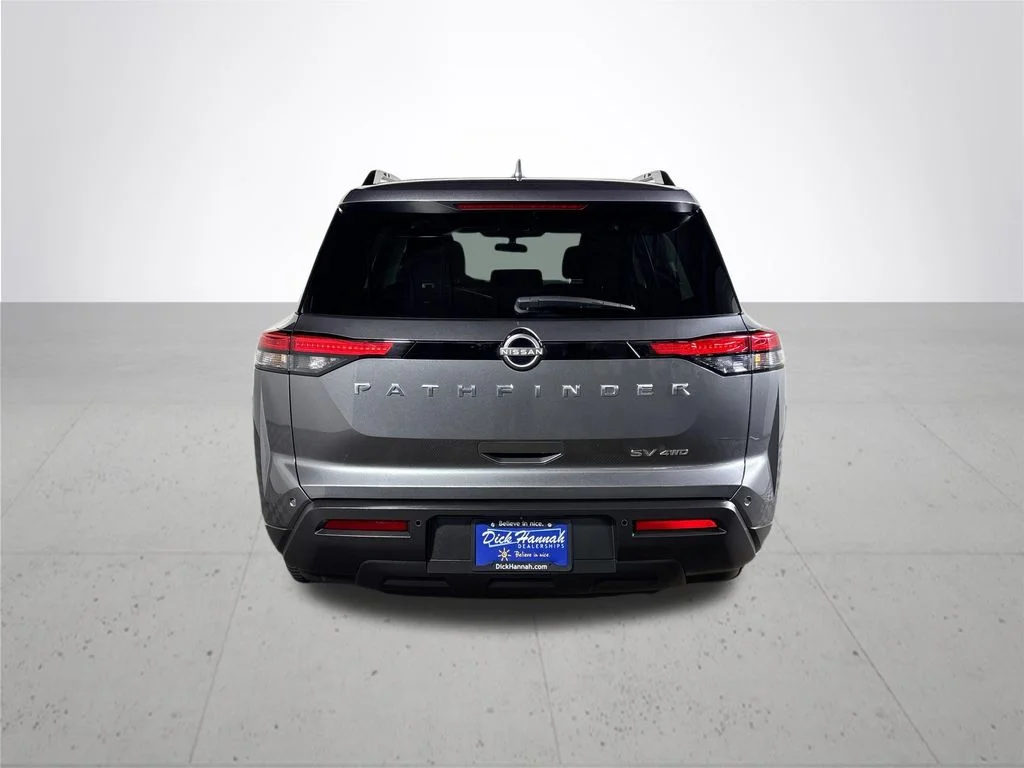 Used 2022 Gray Nissan SV image 7