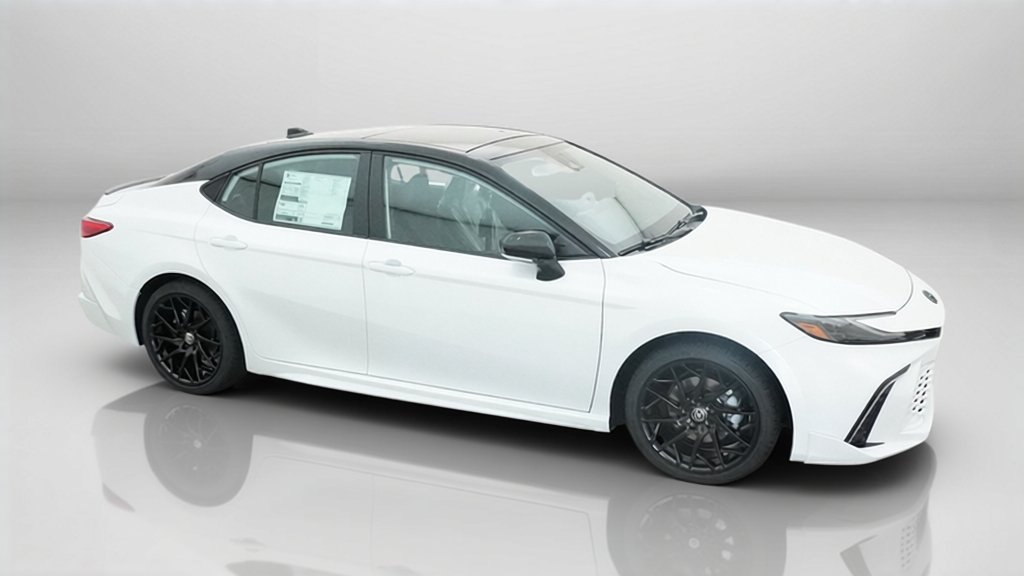 New 2026 Wind Chill Pearl with Midnight Black Metallic roof Toyota XSE image 22