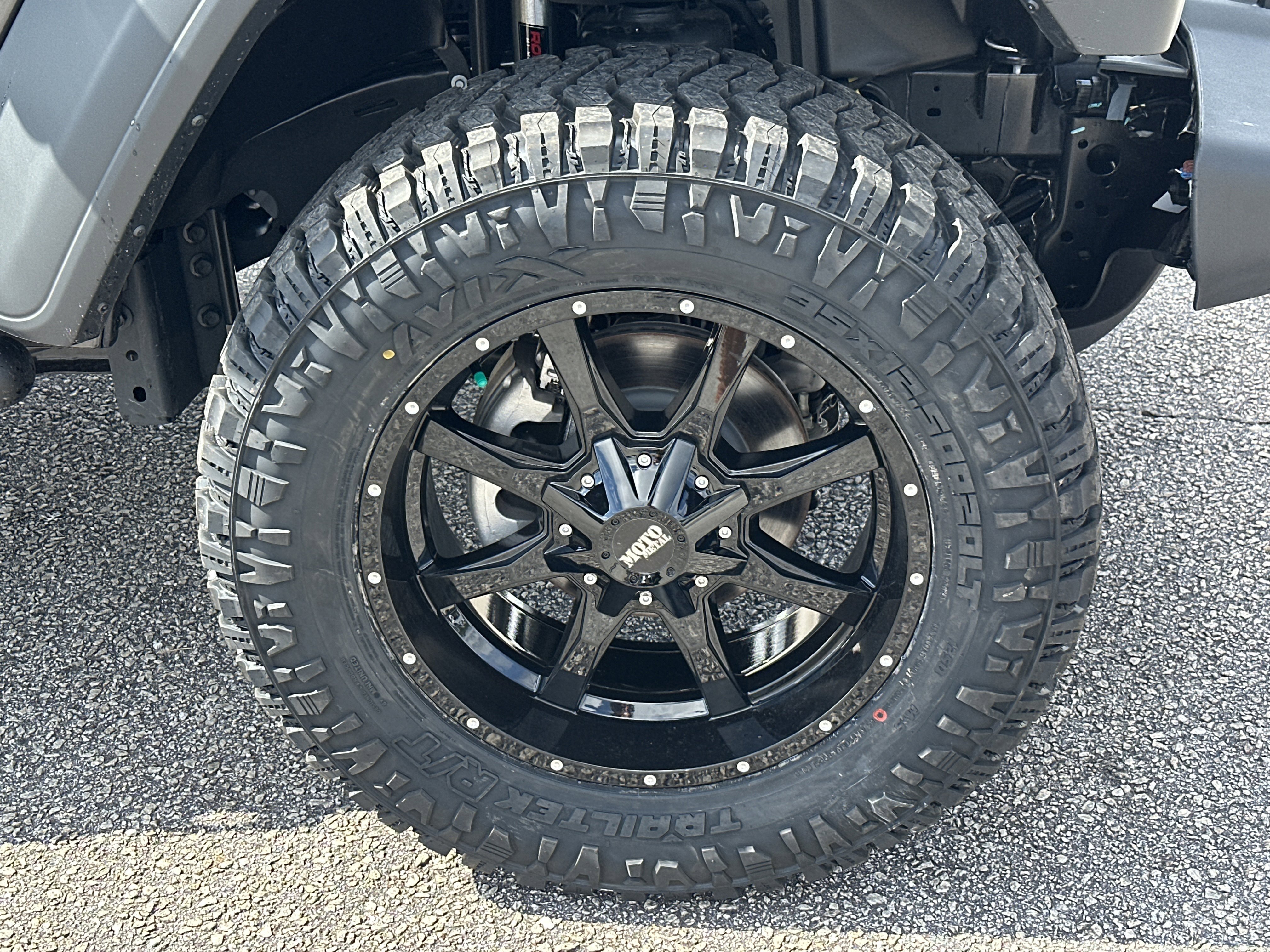 2025 Jeep Wrangler 4-Door Sport - Photo 13
