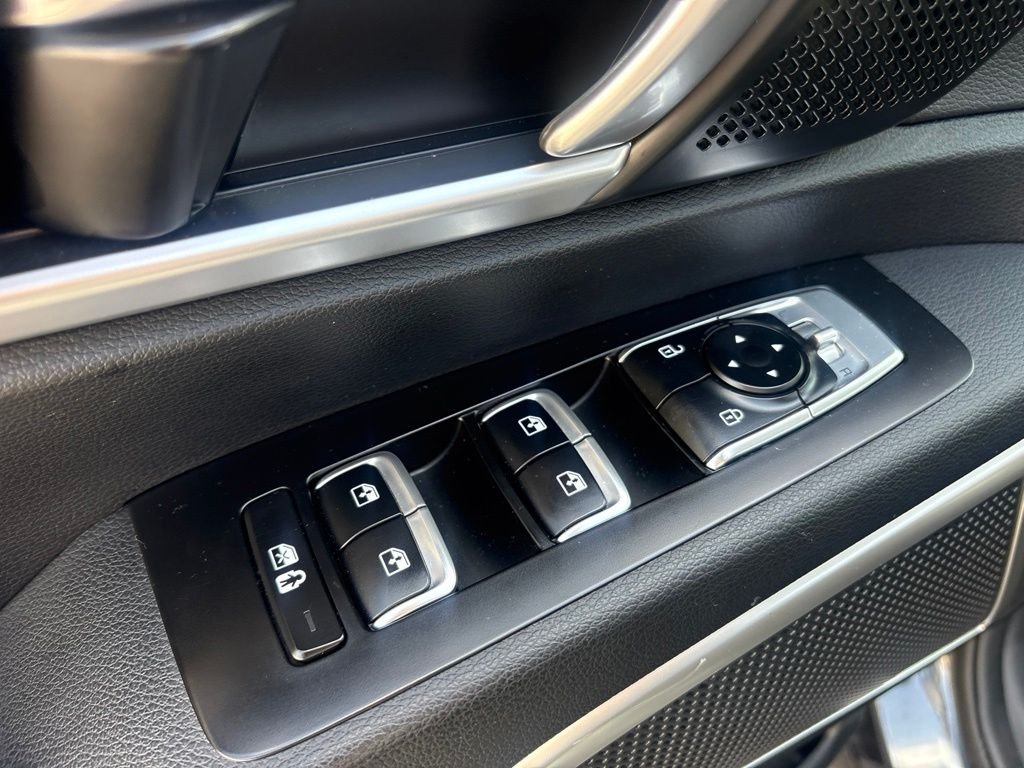 2023 Kia Telluride S - Photo 11