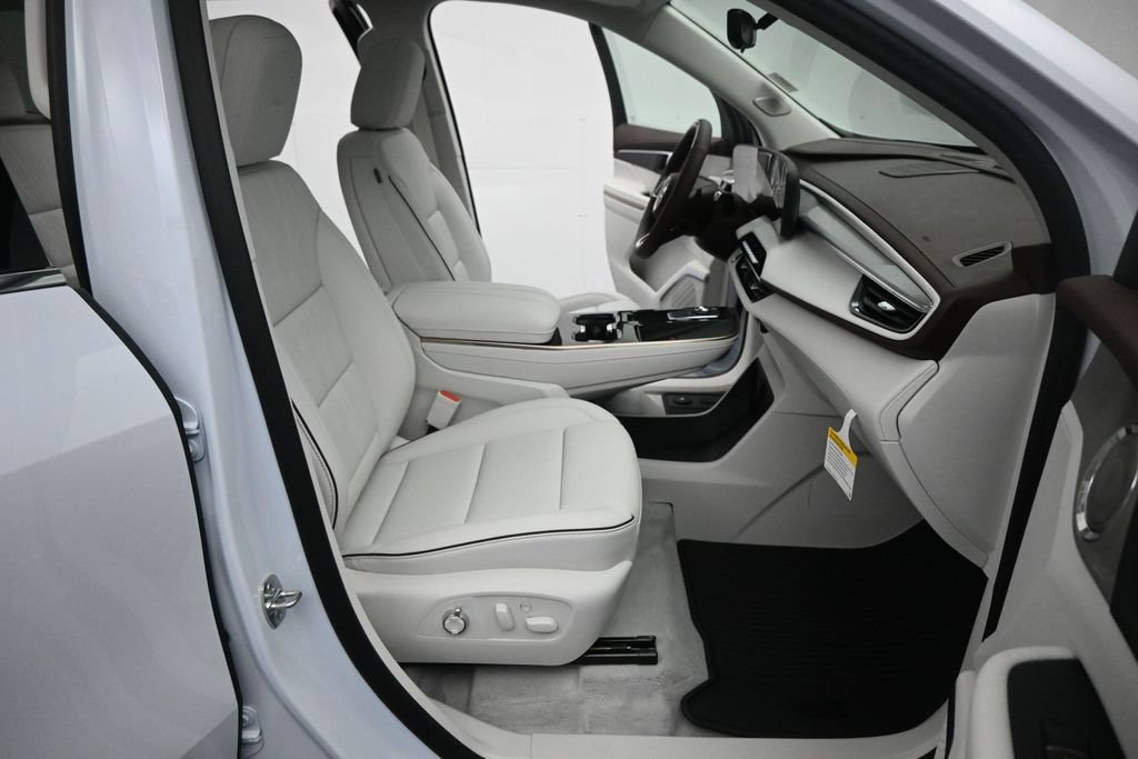 2026 Buick Enclave Avenir - Photo 28