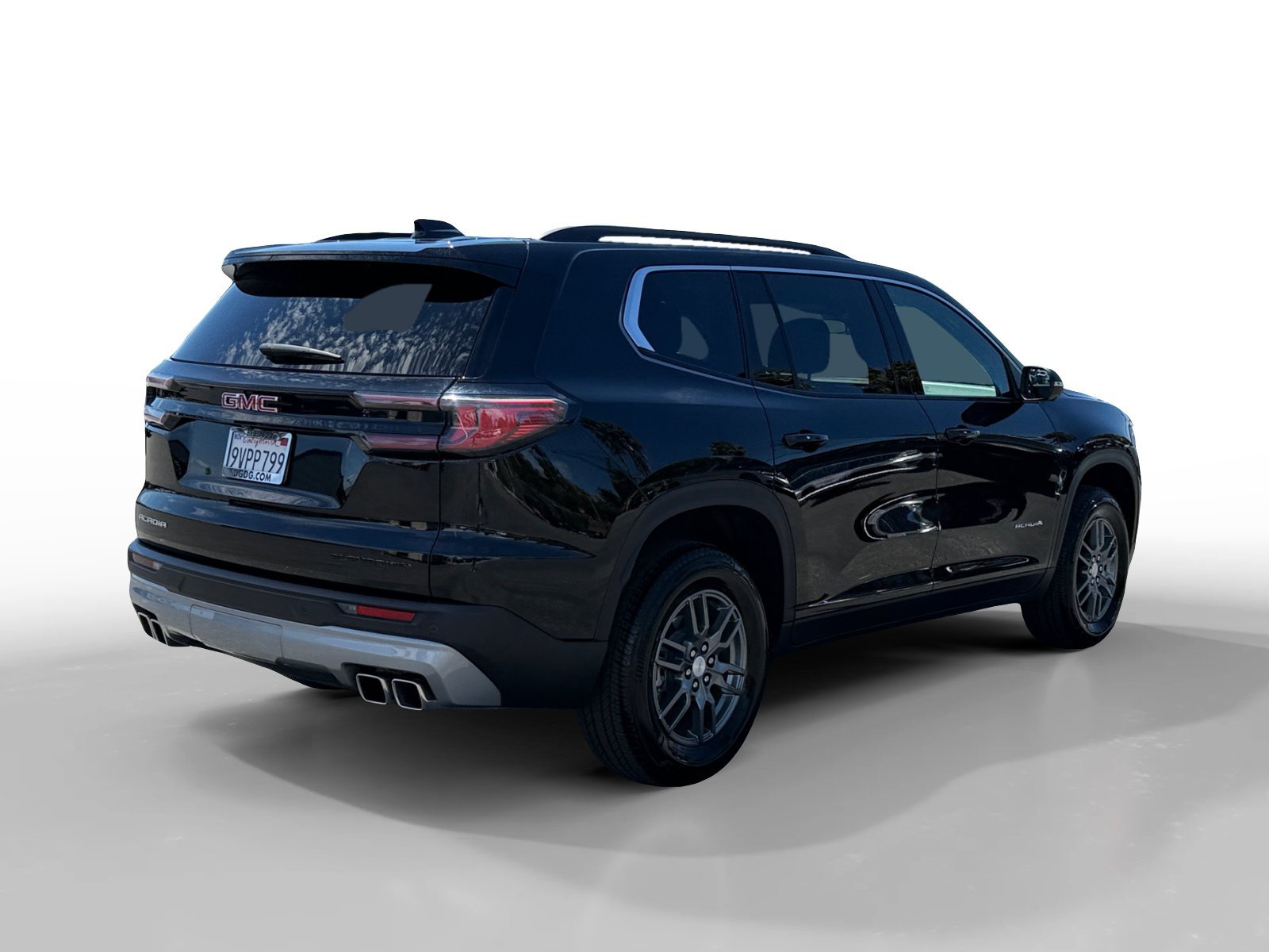 Used 2025 Ebony Twilight Metallic GMC Elevation image 5