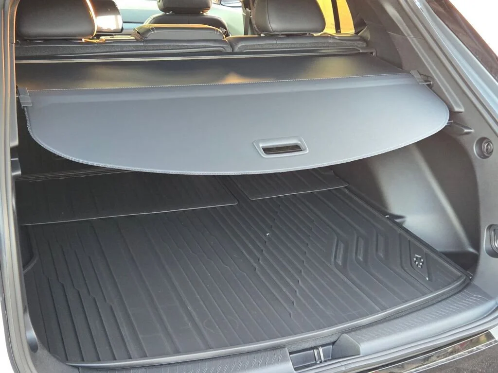 2025 Chevrolet Equinox EV RS - Photo 13