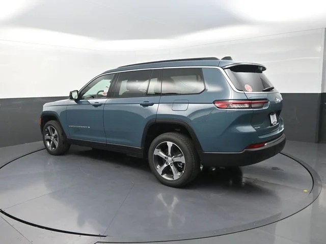 New 2026 Steel Blue Exterior Paint Jeep Limited image 7