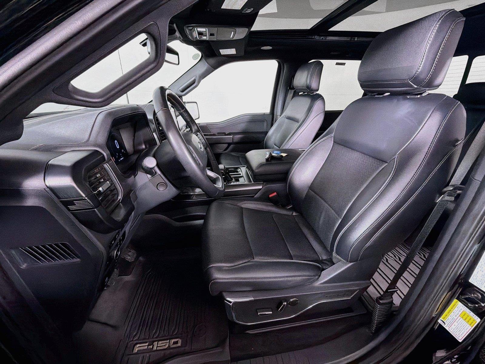 Used 2023 Agate Black Ford LARIAT image 2