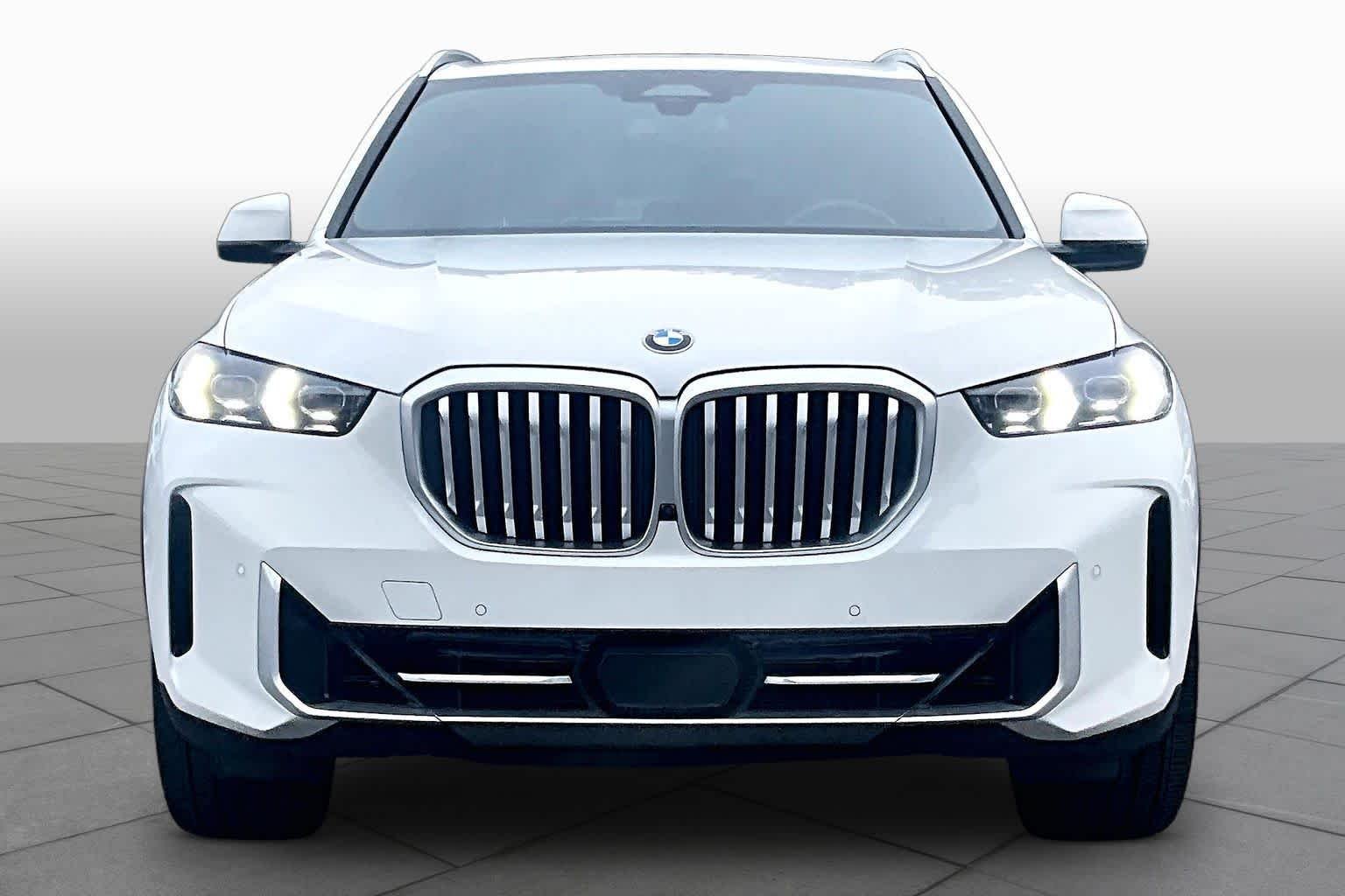 Used 2026 WHITE BMW xDrive40i image 4