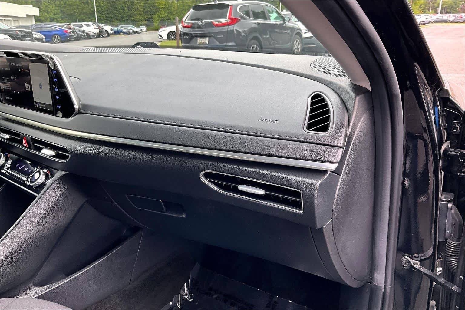 Used 2023 Onyx Black Hyundai SEL image 19