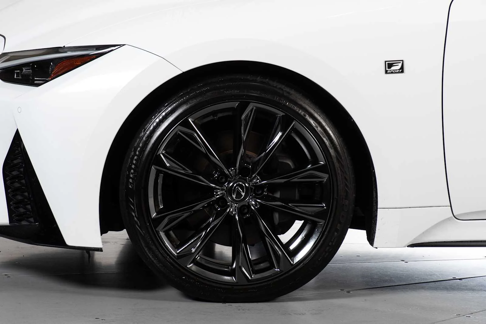 Used 2024 Ultra White Lexus F SPORT image 12
