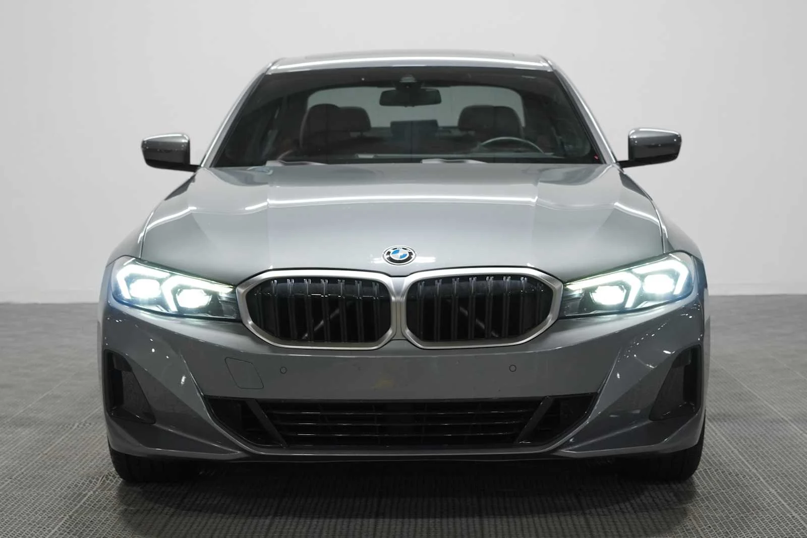 Certified Used 2023 Skyscraper Grey Metallic BMW 330i image 2