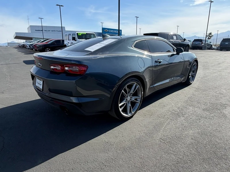 Used 2022 Shadow Gray Metallic Chevrolet LT1 image 3