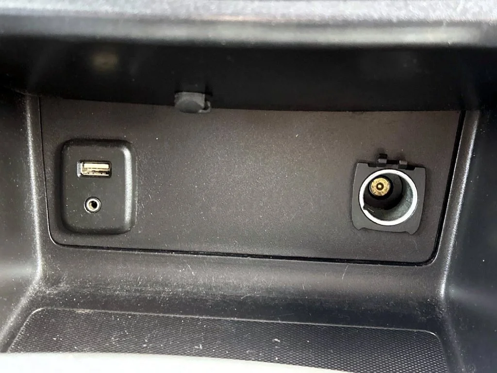 Used 2016 Black Chevrolet LT image 24
