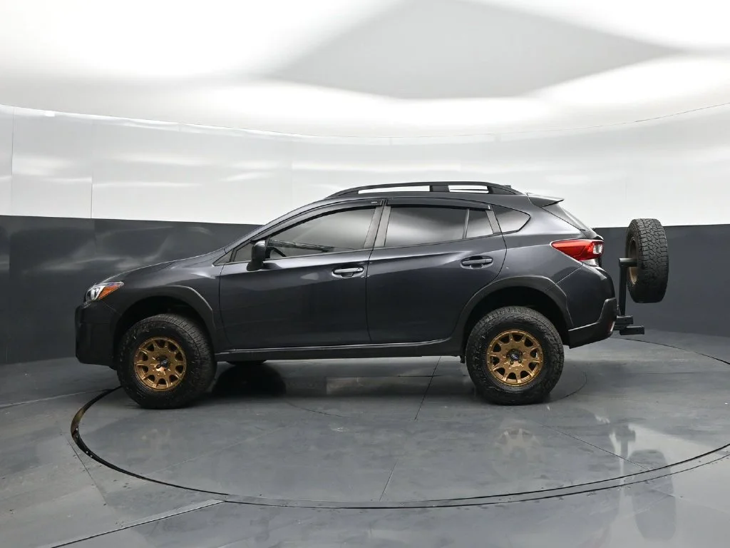 Used 2019 Gray Subaru 2.0i Premium image 28