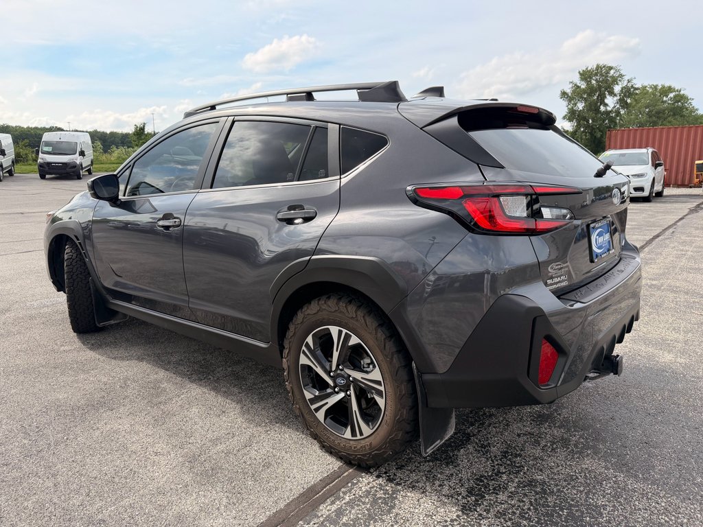 Used 2025 Magnetite Gray Metallic/Crystal Black Silica Subaru Premium image 8