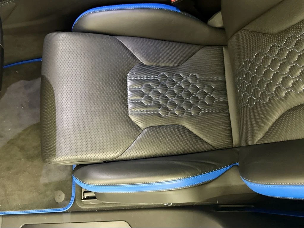 Used 2023 Blue Lamborghini S image 20