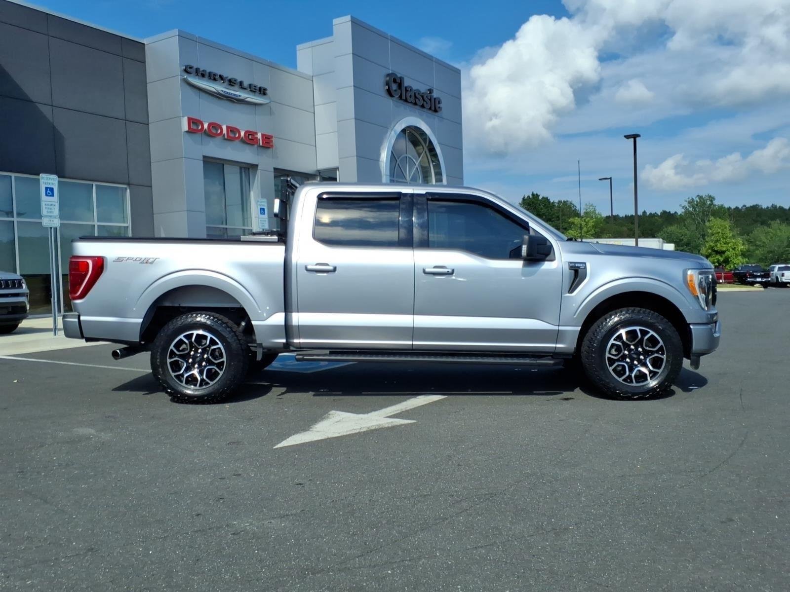 Used 2021 Iconic Silver Metallic Ford XLT image 10