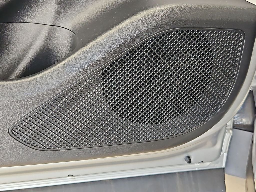 Used 2025 Silver Hyundai SE image 12