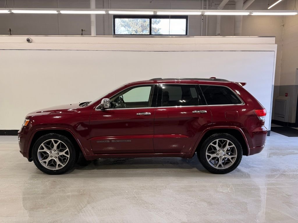 Used 2021 Jeep Grand Cherokee Overland with VIN 1C4RJFCG0MC504696 for sale in Golden Valley, Minnesota