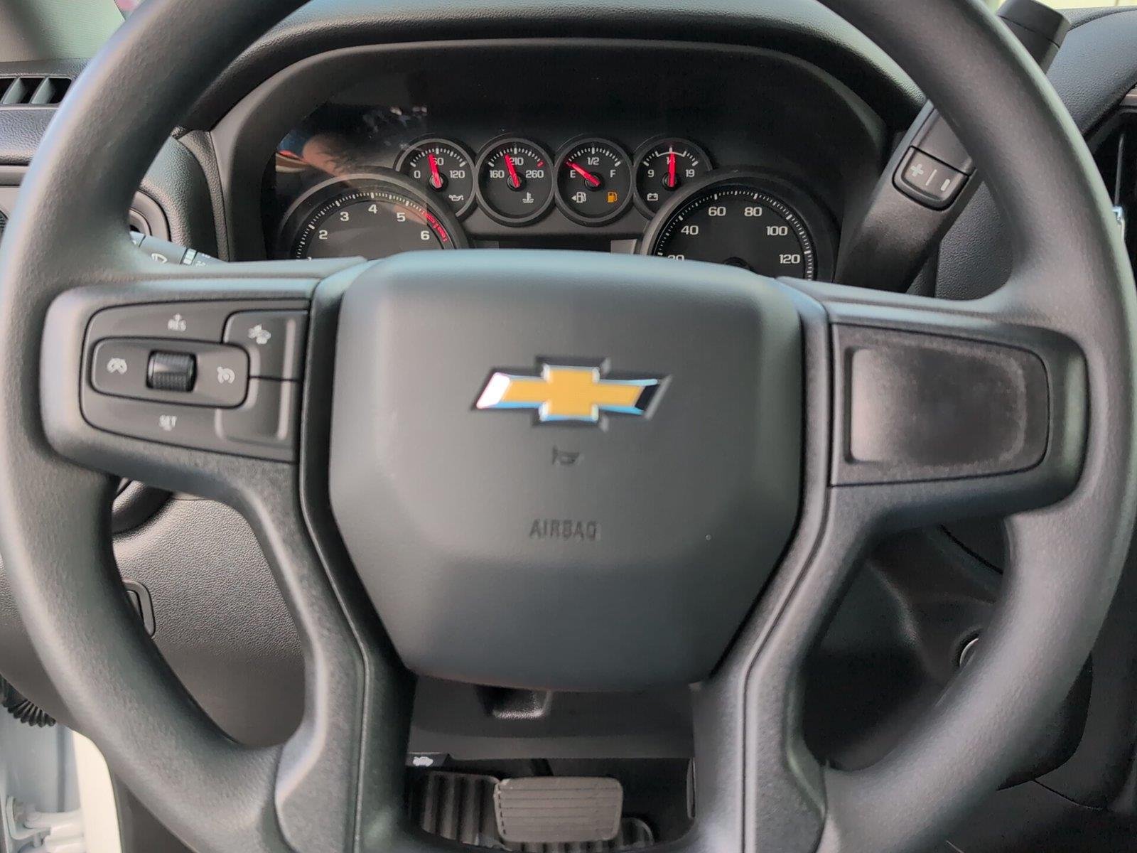2026 Chevrolet Silverado 2500 HD Custom - Photo 25