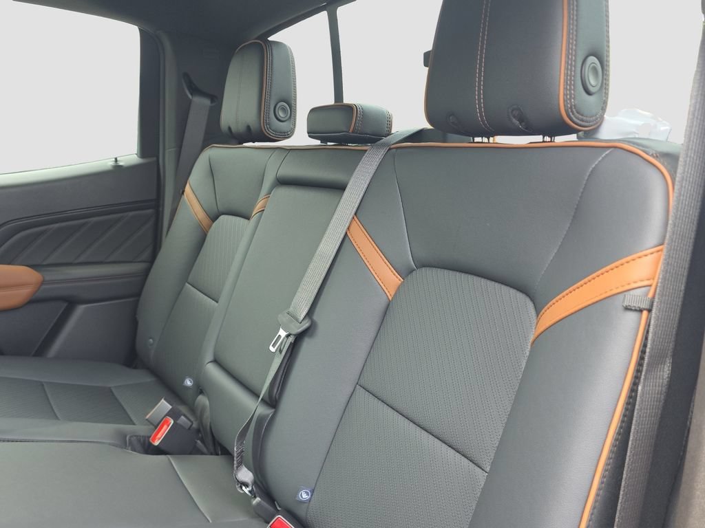 2026 GMC Canyon AT4 - Photo 12