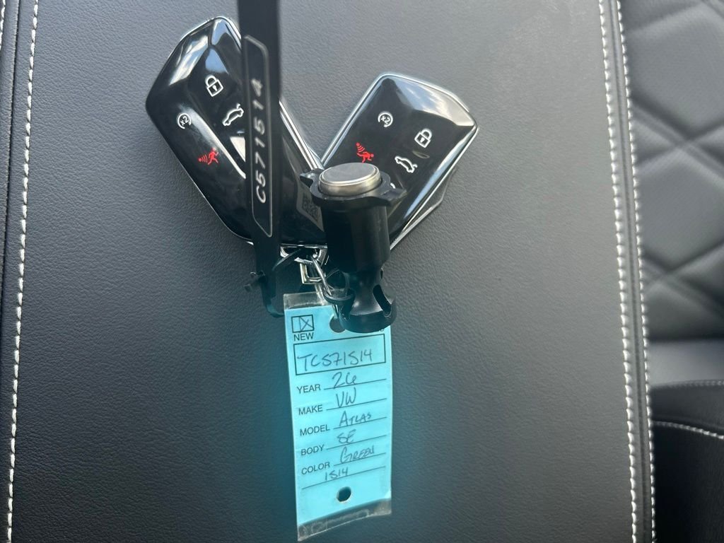 New 2026 Green Volkswagen 2.0T SE w/Technology image 60