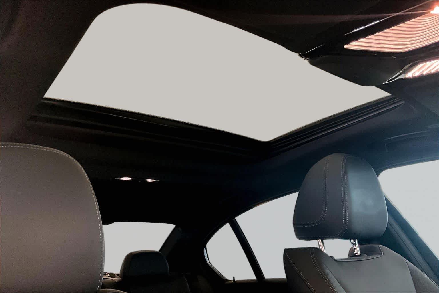 Used 2024 Skyscraper Grey Metallic BMW 330i image 12