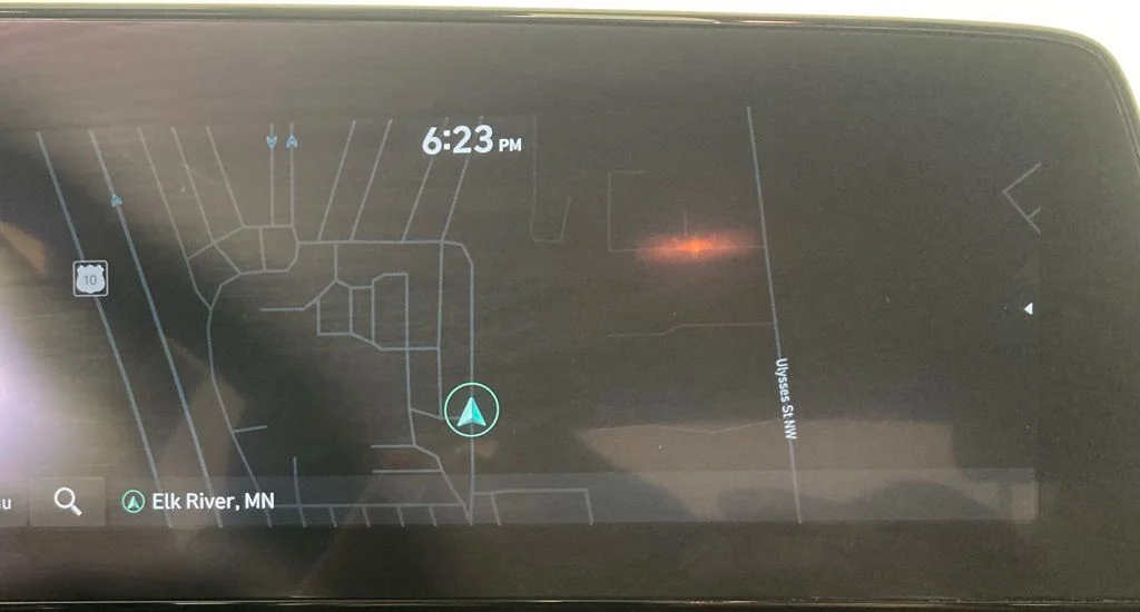 Used 2025 Gray Hyundai SEL Convenience image 3