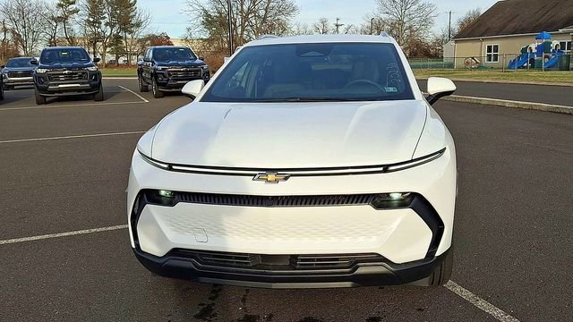 2026 Chevrolet Equinox EV 2LT - Photo 3