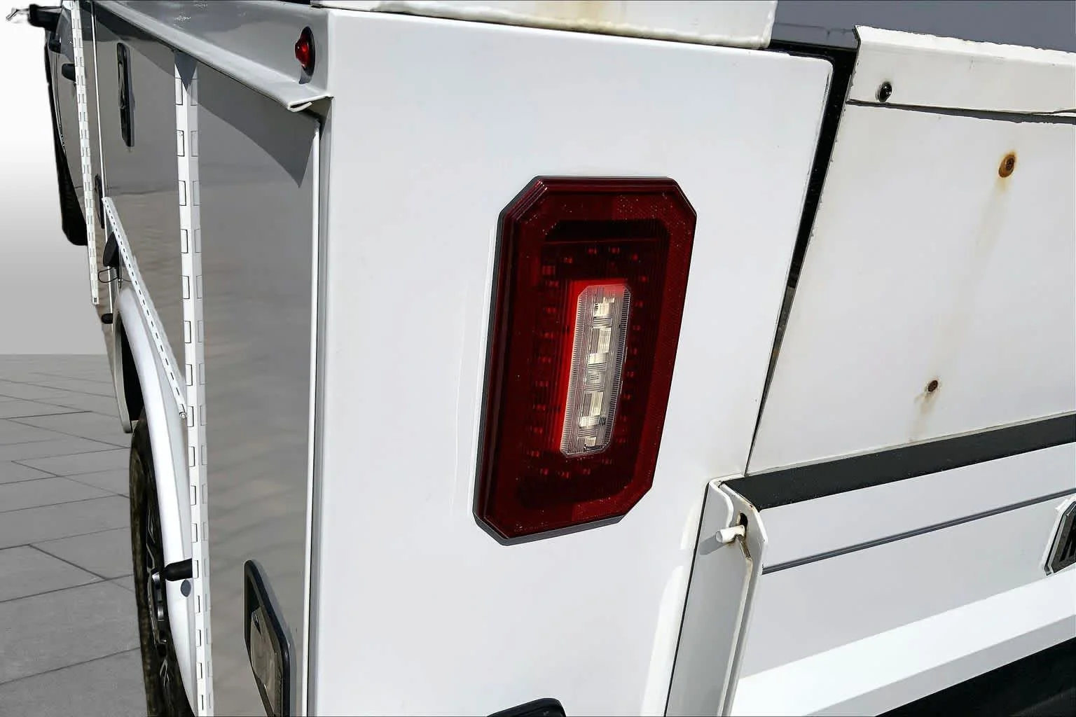 Used 2024 Summit White GMC Pro image 28